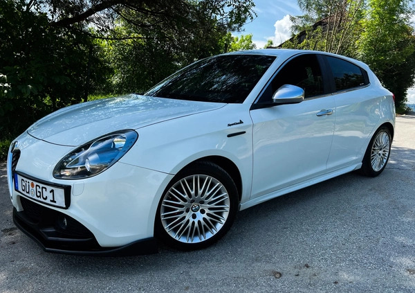 Alfa Romeo Giulietta cena 35900 przebieg: 149000, rok produkcji 2011 z Żywiec małe 436